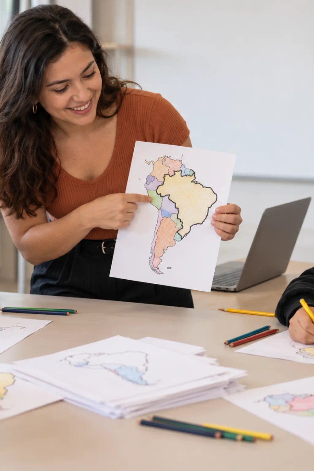 desenhos do mapa do Brasil na América do Sul para colorir — exemplo criado na Desenhos pra Colorir