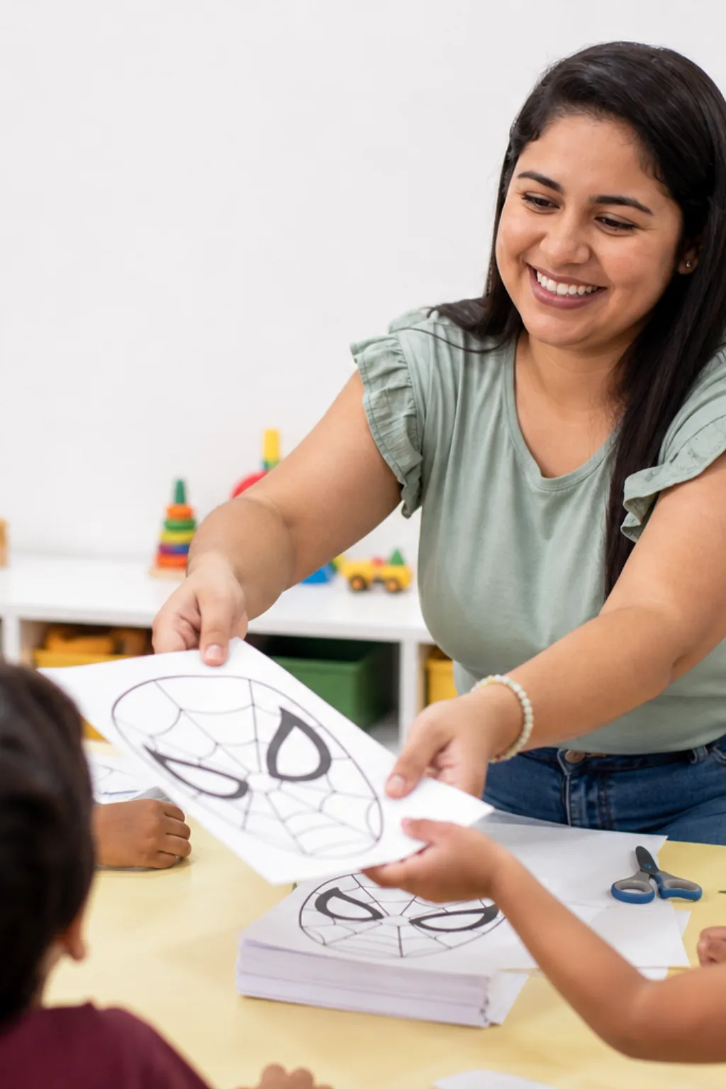 desenhos de máscaras do Homem-Aranha para colorir — exemplo criado na Desenhos pra Colorir
